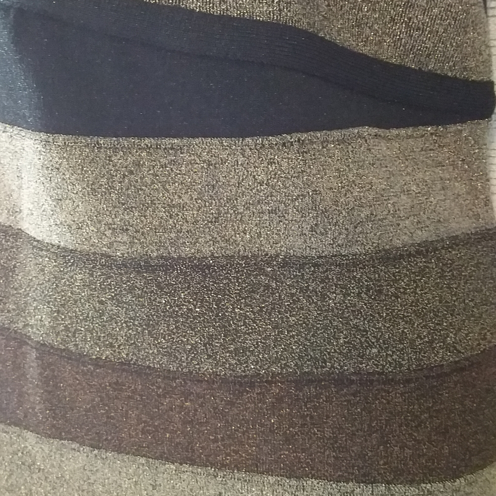 Dress - Picture 2 of 5